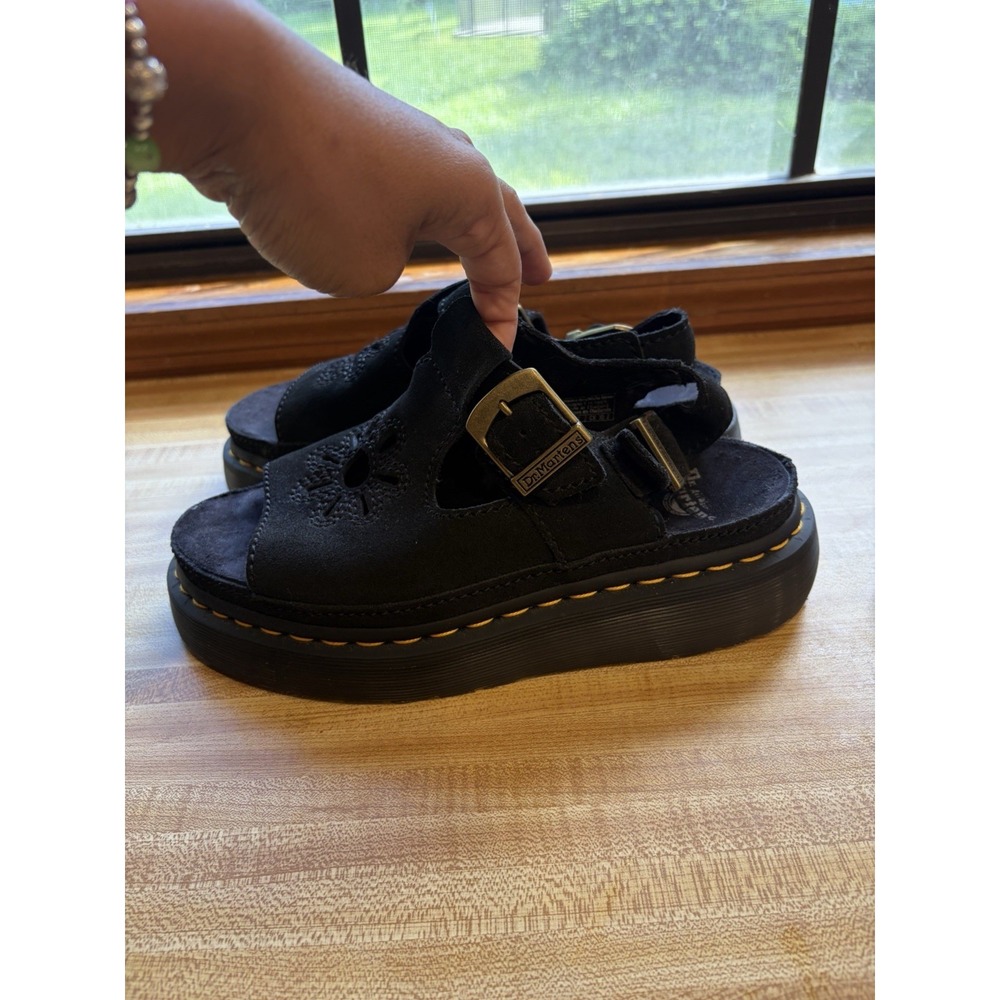 Dr. Martens Dunnet Flower Sandals Women's Size 7 Black Suede Platform Shoes